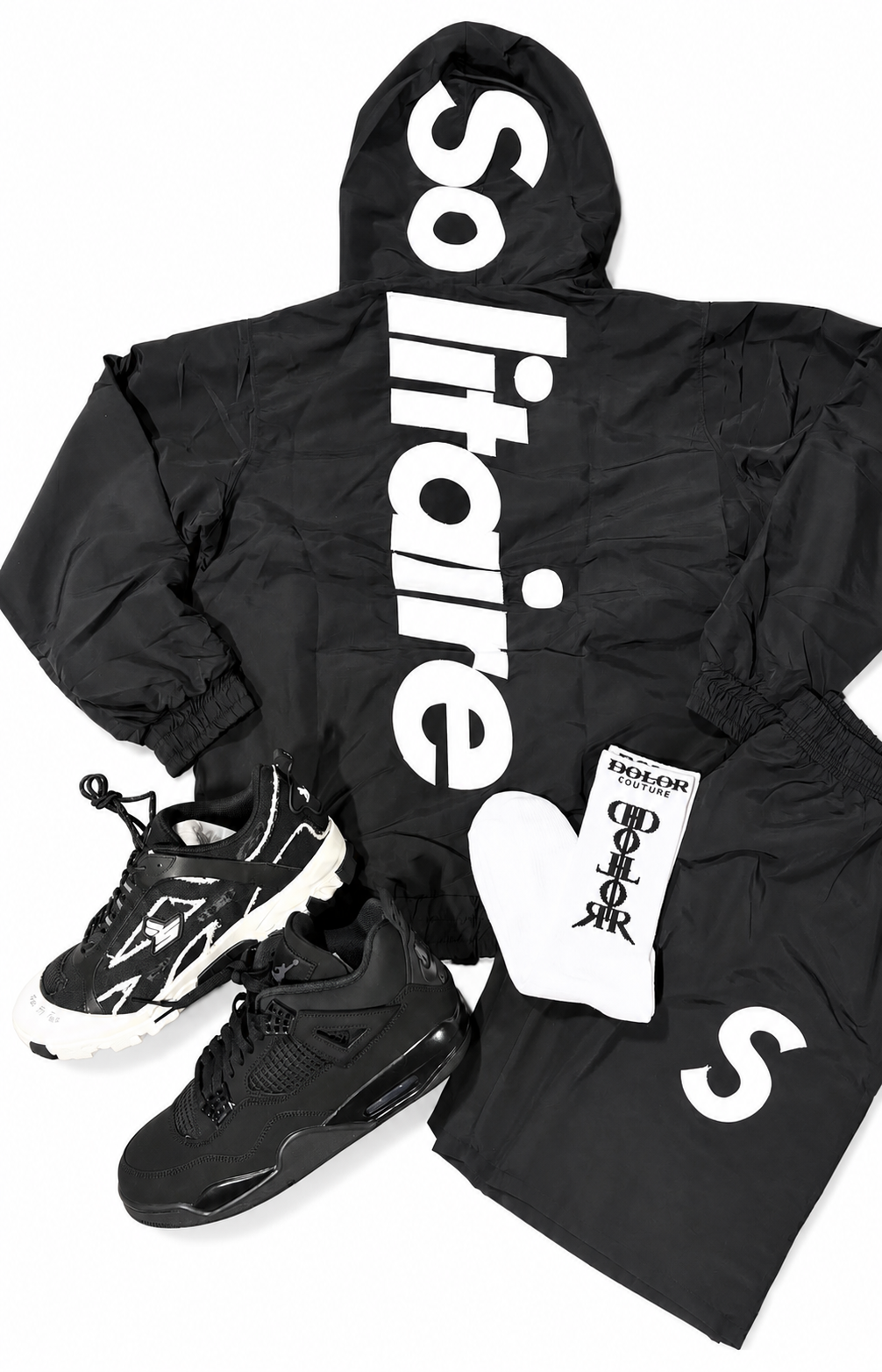 BLACK WHITE SOLITAIRE